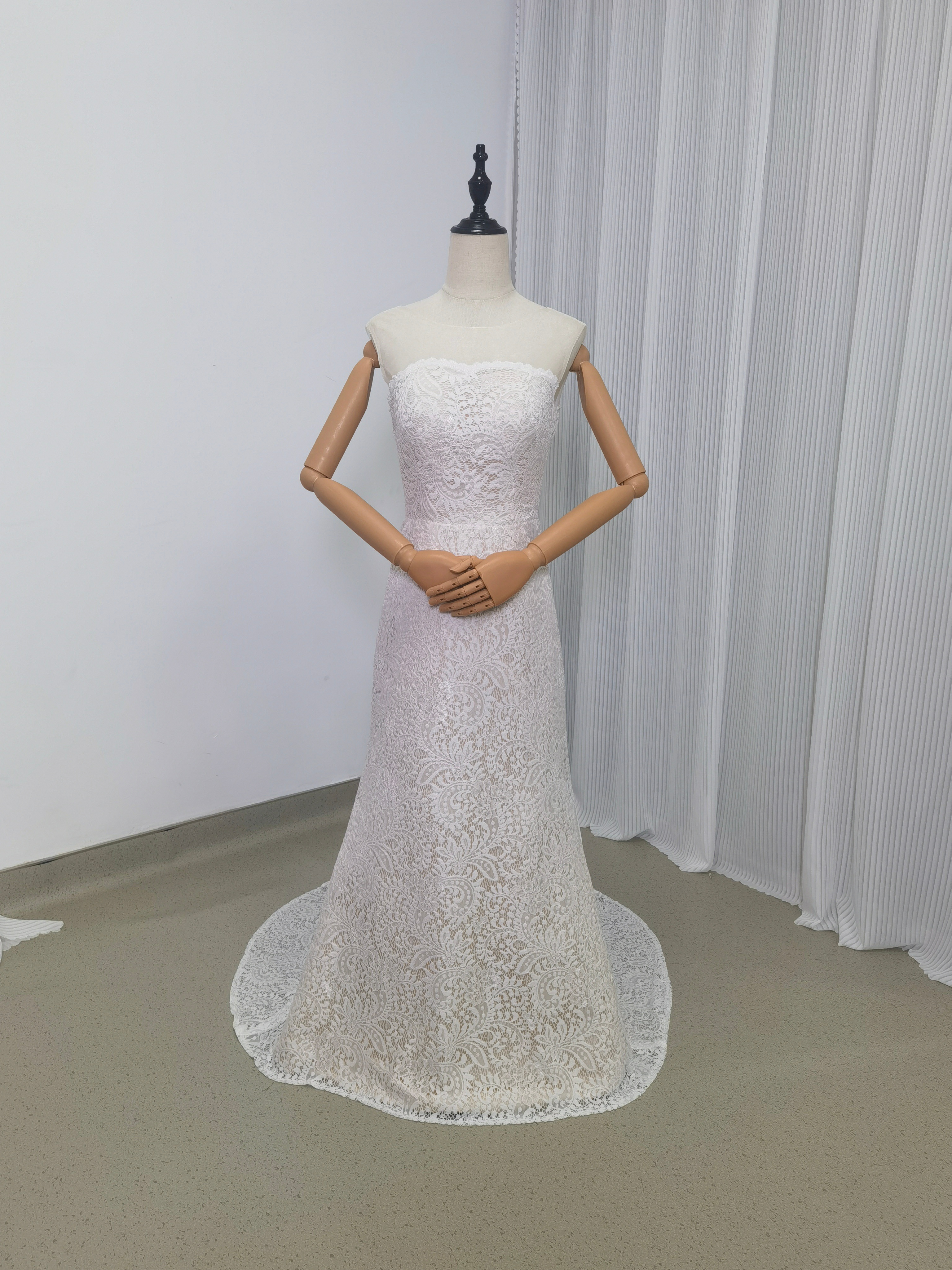 フランス風 ソフトマーメイドライン ウェディングドレス ベアトップ 贅沢な総レース 結婚式/二次会