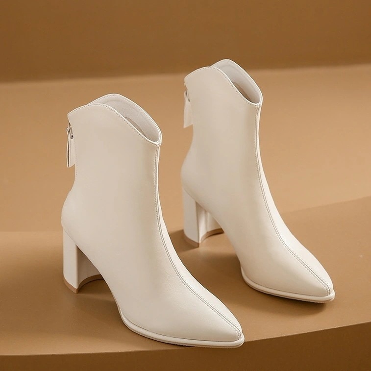 ショートブーツ スタイルアップ！ヒールパンプス ポインテッド ショットブーツ 太ヒール ショットブーツ 秋冬 新作 ハイヒールブーツ おしゃれ マーディンブーツ チェルシーブーツ