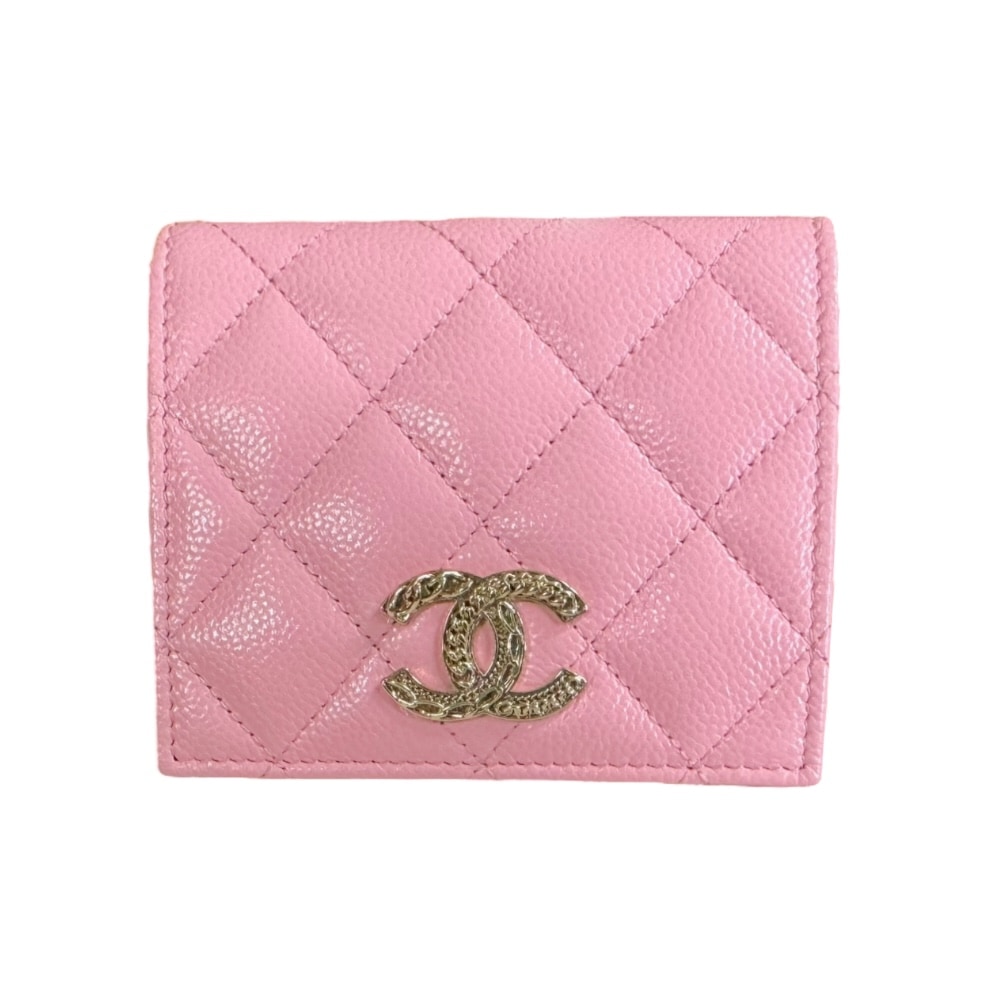 シャネル マトラッセ 二つ折り財布 キャビアスキン CHANEL 中古 美品