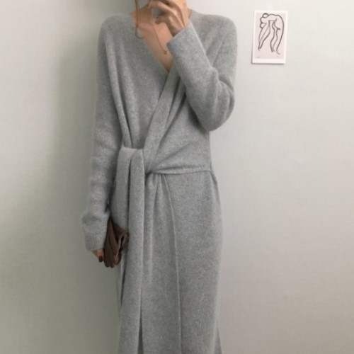2019年秋　冬　2color 柔らかリブ Vネック ウエストマーク カシュクール ニットワンピース ロング丈　レディライクなカシュクールワンピース　柔らかいリブニットで優しい雰囲気に