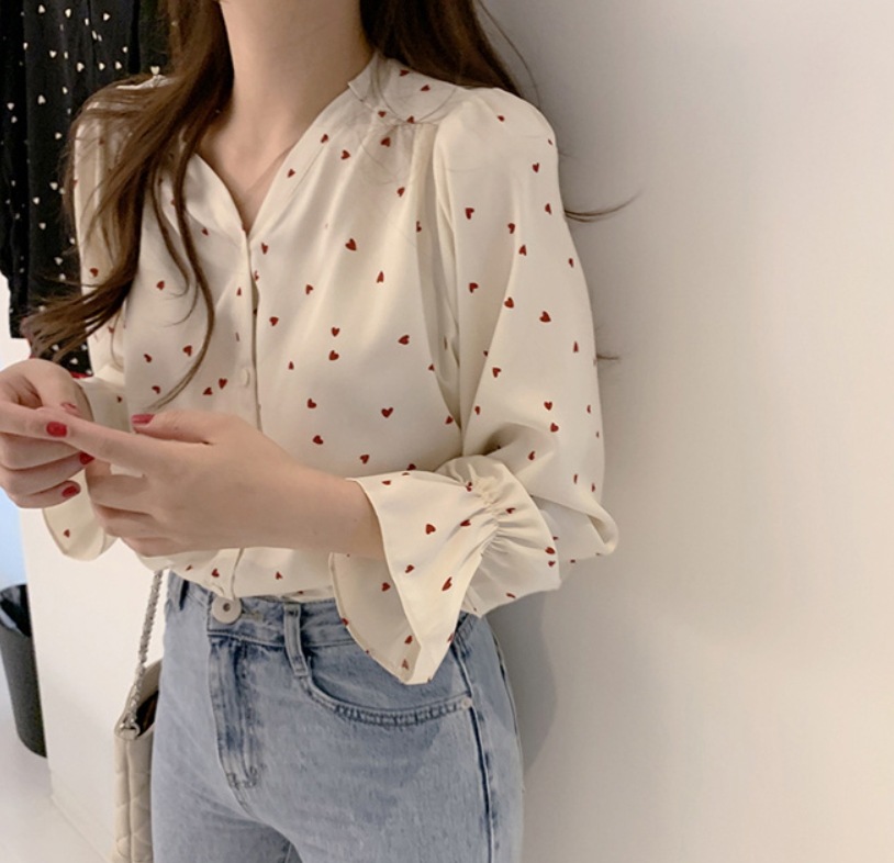 ハート トップス シャツ ブラウス 袖あり 長袖 パフスリーブ Vネック 襟なし ストレート シフォン 前開き 薄手 かわいい 大人可愛い きれいめ シンプル カジュアル 大人 上品 おしゃれ お洒落