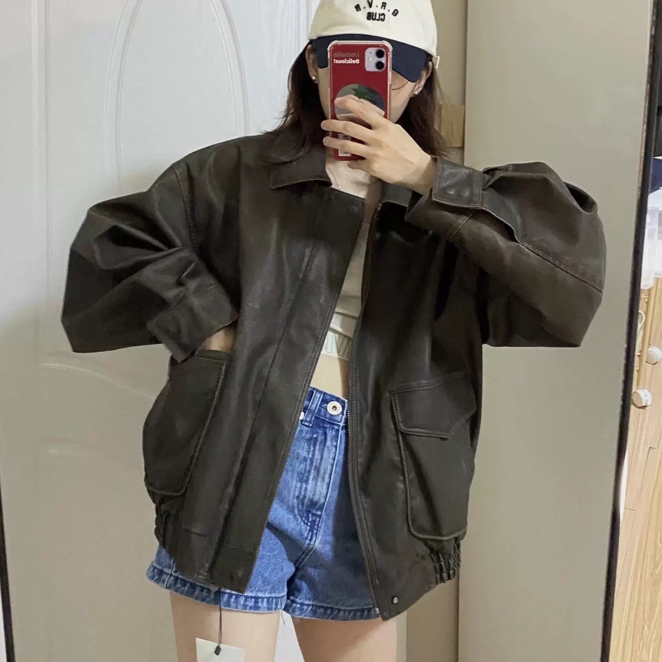 アウター ジャケット フェイクレザージャケット 長袖 襟付き 前開き ファスナー ボタン ミディアム丈 可愛い かわいい 大人可愛い きれいめ シンプル 上品 おしゃれ レトロ かっこいい カジュアル
