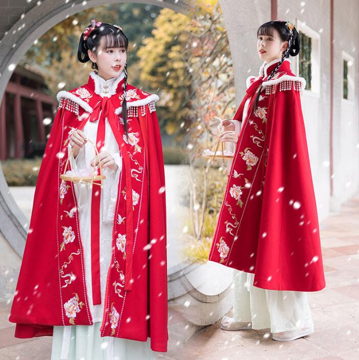 美品裏起毛レディース漢服マント　ロング丈羽織　唐装漢服 冬　花刺繍マント ケープ　森ガール風中華服 厚手　古典美人　ファー付きチャイナ服 コスプレ衣装　暖かいクリスマス舞台衣装 中華厚手羽織コート　ハ