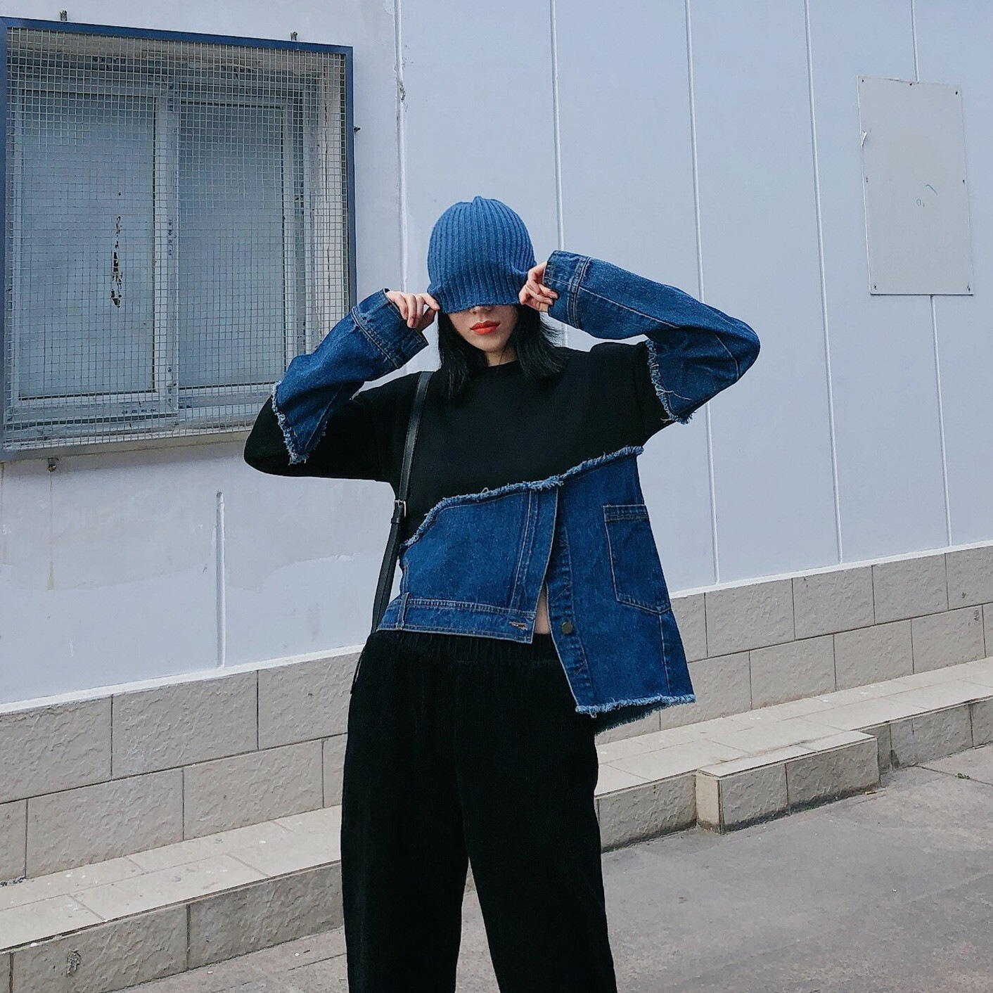 デニムステッチ長袖トレーナー アシメントリー トップス カジュアル ルーズ モード系 ストリート系 a2505