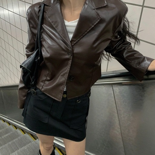 Crop leather jacket 4,788円