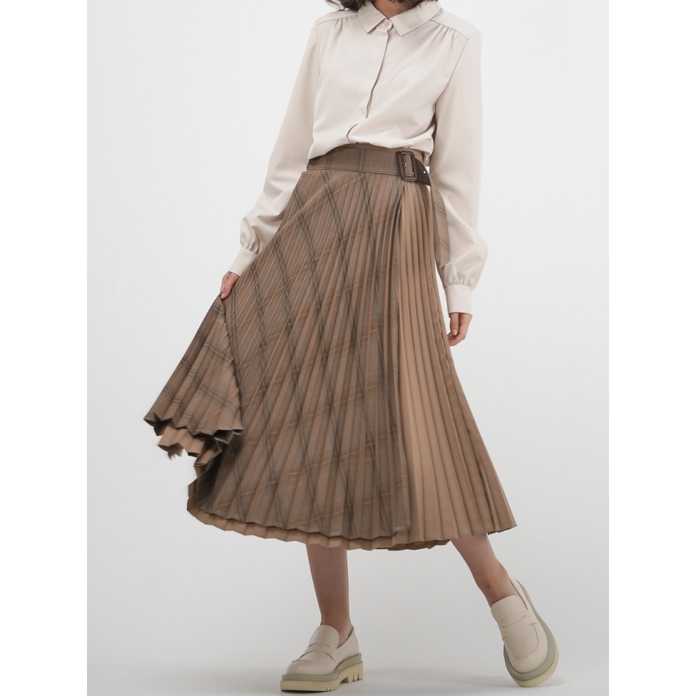 ACUD パッチ付きプリーツ ラップ スカート サンド