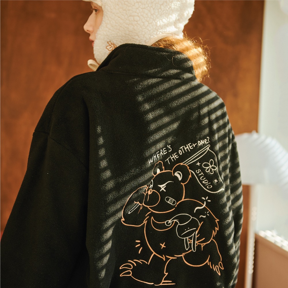 本物品質の BlackBear刺繍フリースジップアップブラック テーラードジャケット