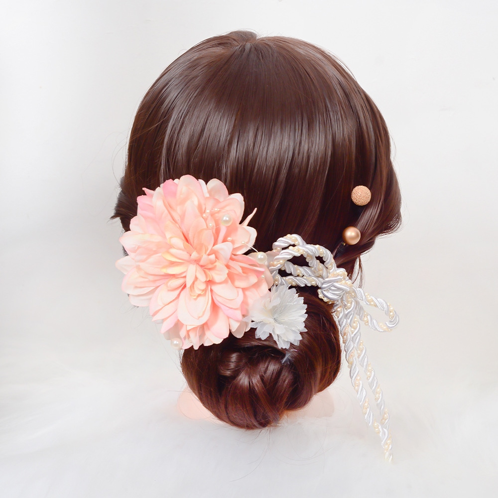 【1点ご購入 で10点プレゼントいたします】和服の頭飾り品の頭飾りセットリボンのつづり色の絹の花の髪飾り