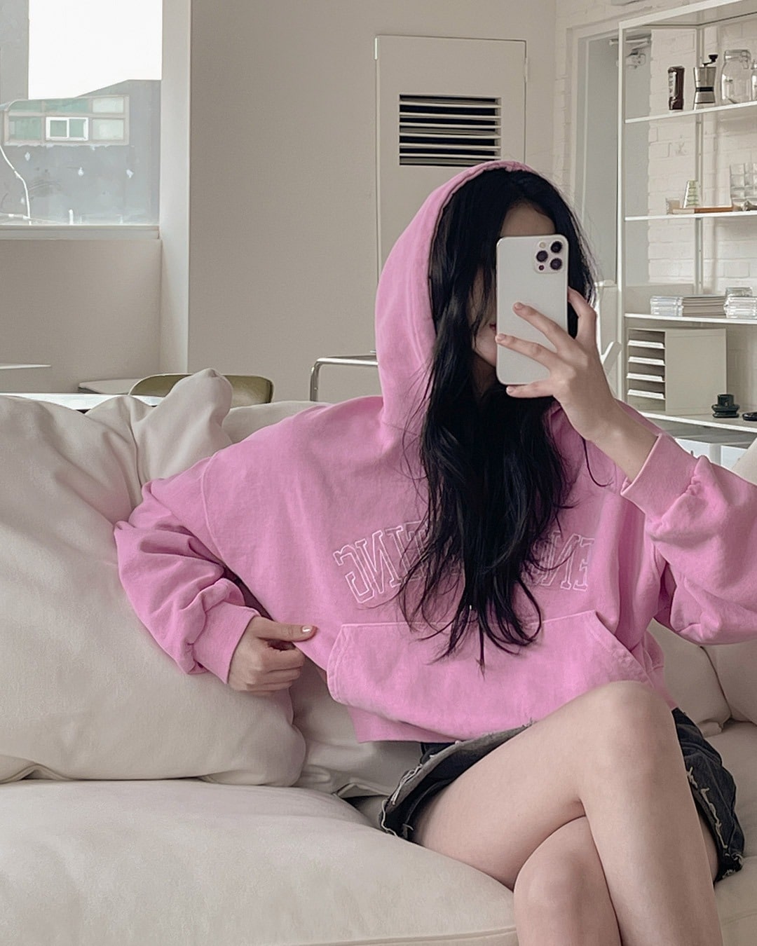 レタリング入りフーディ韓国ファッション レディース