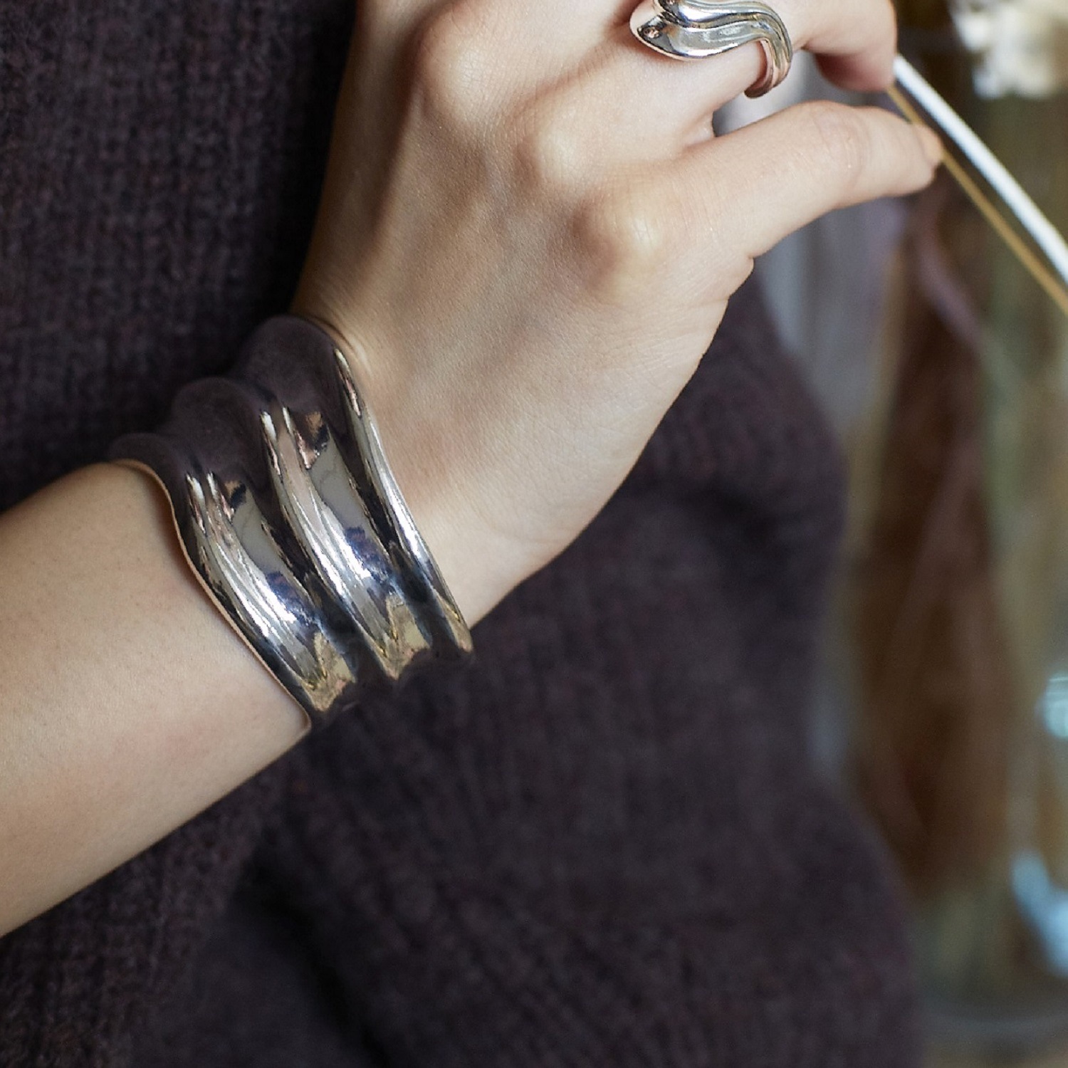 【Nothing And Others/ナッシングアンドアザーズ】Step line Bangle