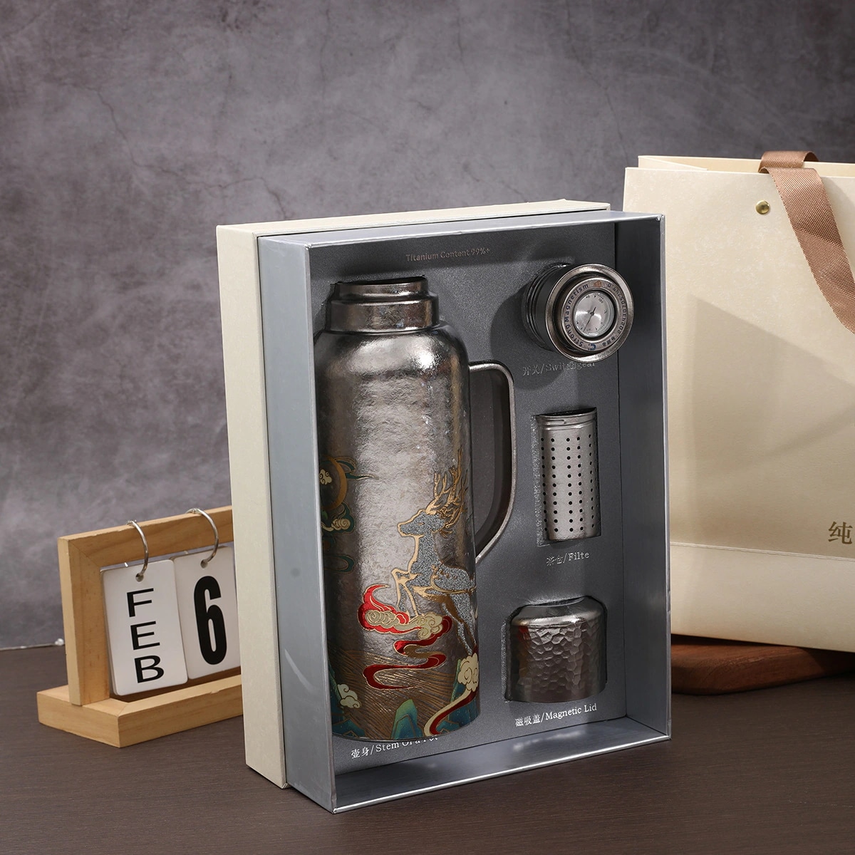 純チタン製の磁気鹿型魔法瓶女性と男性向けの高価なポータブル屋外魔法瓶ビジネスギフトボックスカスタマイズ可能なティーポット