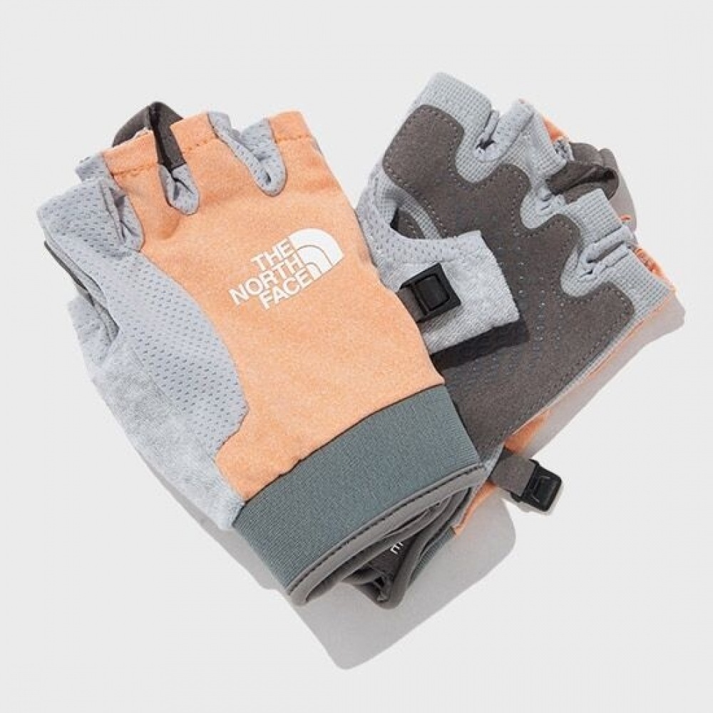 ザ・ノース・フェイス [ノースフェイス] トレッキングハーフグローブ NJ3FP03C_APC 5,444円