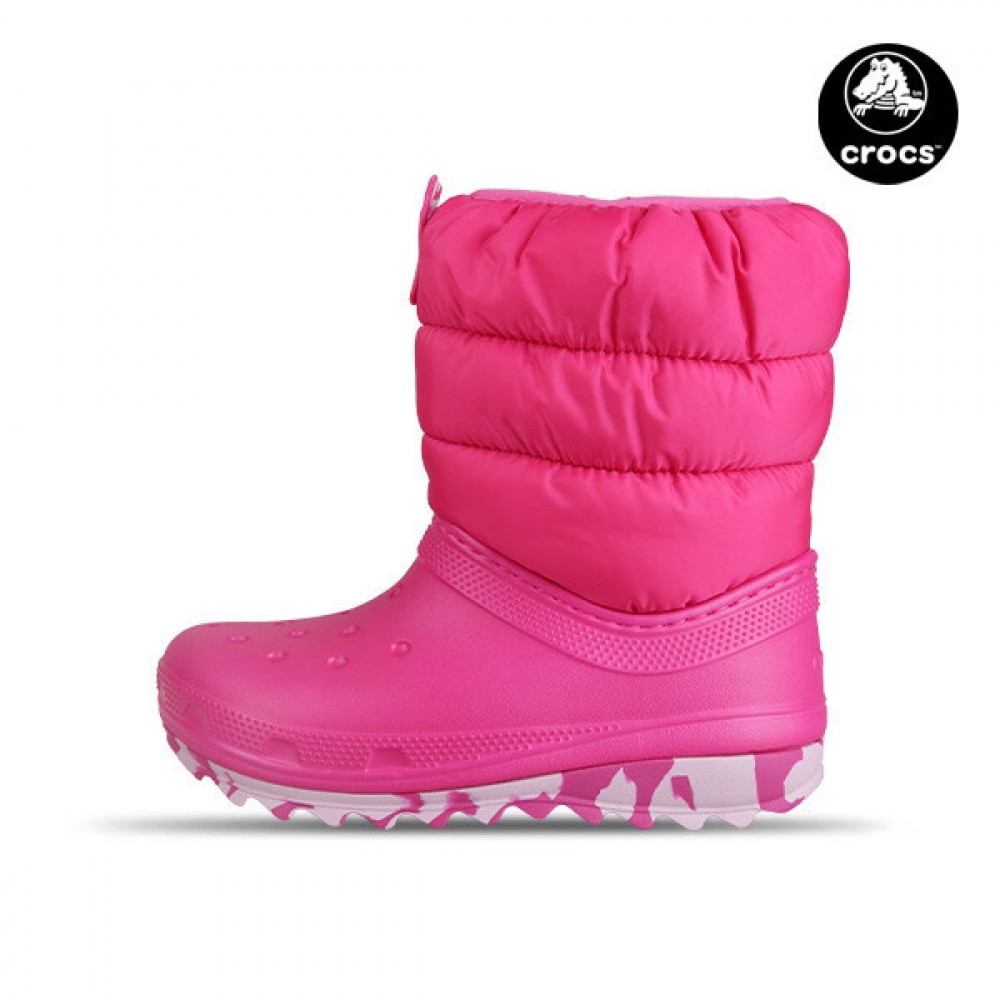 クロックスキッズ クラシック ネオ パフ 子供用 冬用 防寒ブーツ ピンク 207684-007