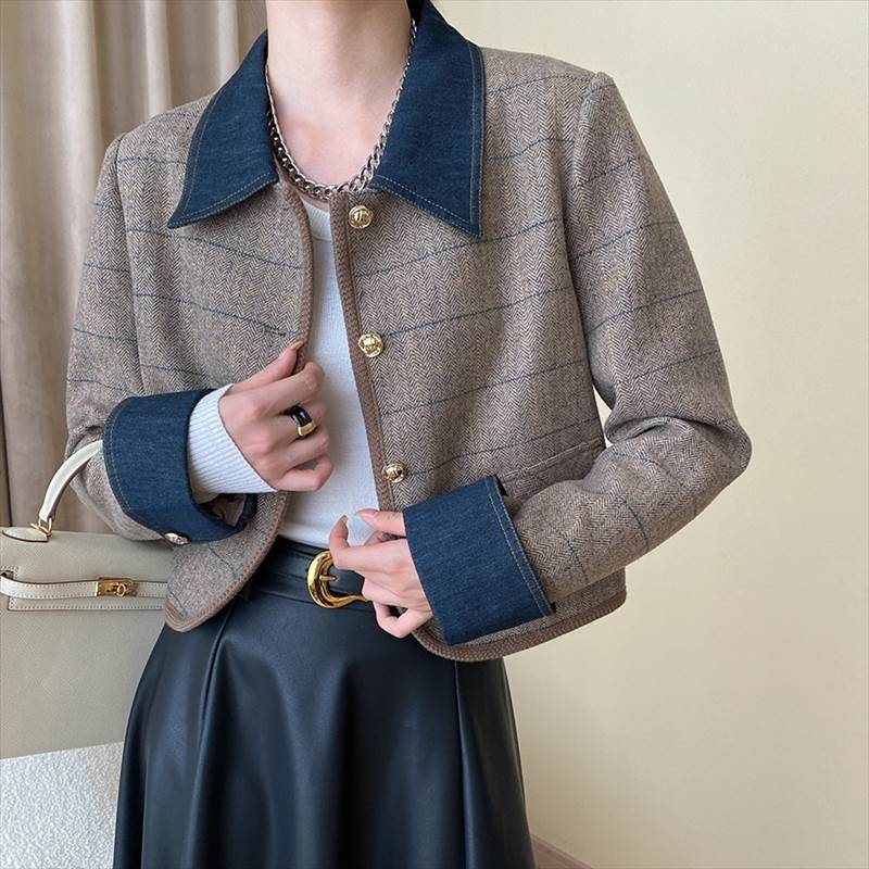 アウター ジャケット レディース 長袖 襟付き 前開き デザインボタン ショート丈 かわいい 大人可愛い きれいめ シンプル 上品 おしゃれ かっこいい カジュアル こなれ感 個性的 きちんと 主役級