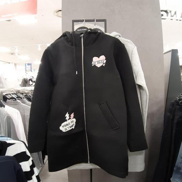 HC09 女性 厚手 ミドル丈 フード付きジャンパー 裾スリット入りで動きやすく超低価格 (S41379302)