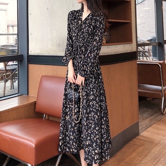 ワンピース ロングワンピース 長袖 Vネック ハイウエスト ロング丈 可愛い かわいい 大人可愛い きれいめ シンプル 上品 おしゃれ かっこいい カジュアル こなれ感 個性的 主役級 存在感 レトロ