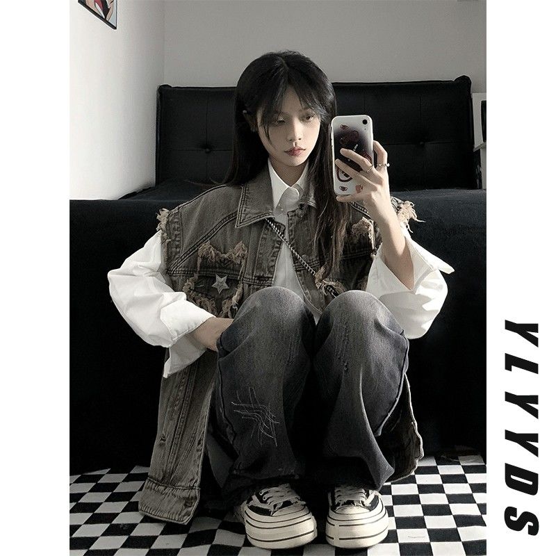 コーデに役立つ！デニムジャケット2024新星デニムウエストコート女性生エッジデニムジャケット積み重ねノースリーブショルダーベスト