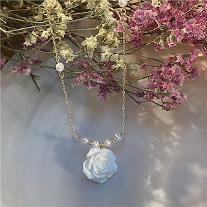 フランスのエレガントな宮殿レトロローズ淡水真珠ネックレス女性デザインセンス鎖骨チェーン14K