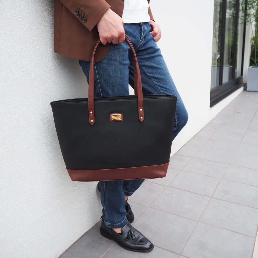 別注 プレミアムシンプルトートバッグ 3ポケット付き ビジネストートバッグ 大容量 A4 メンズ レディース V-06(P) (マットブラック ブラウン) 8,036円