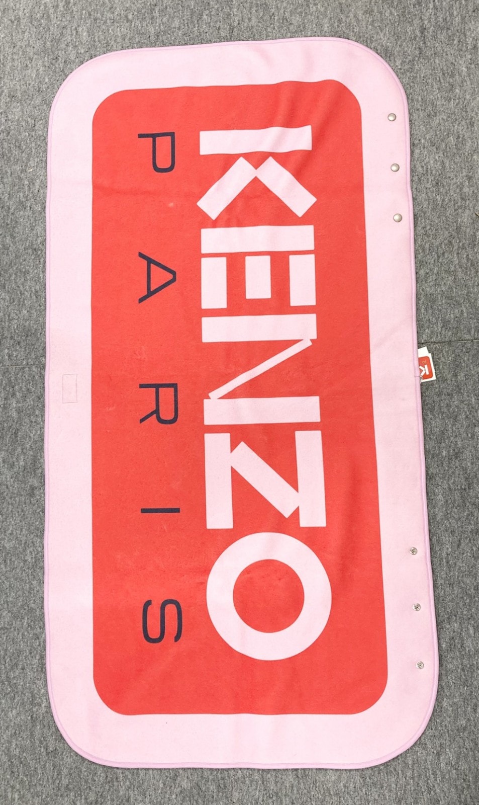 未使用展示品　ブランケット　ピンク×レッド