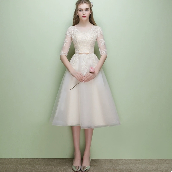 パーティードレス レース レディース ワンピース ミディアム丈 長袖 ベルスリーブ タイト スリム フェミニン バックスリット ハイウエスト 透け感 かわいい 大人可愛い きれいめ シンプル