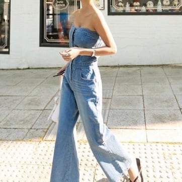 オールインワン パンツ ワイドパンツ ハイウエスト 脚長効果 スタイルアップ チューブトップ 肌見せ 露出 オフショル デニム ブルー ワントーン 袖なし 夏 サマー リゾート ビーチ 海 lone0