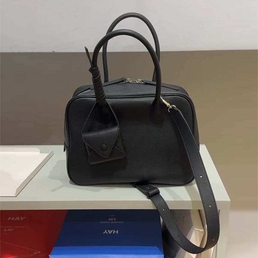 Post Leather Bag - エアーポッズポーチセット クロストート