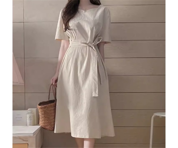 レディース ワンピース 膝丈 膝下 ミモレ 半袖 スクエアネック Aライン フェミニン シフォン ウエストマーク ウエストリボン ファスナー ハイウエスト かわいい 大人可愛い きれいめ シンプル