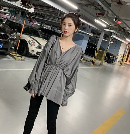 ネックブラウス トップス ブラウス 袖あり 長袖 Vネック ペプラム ハイウエスト かわいい 大人可愛い きれいめ シンプル カジュアル 大人 上品 おしゃれ お洒落 大人可愛い 大人女子 こなれ感