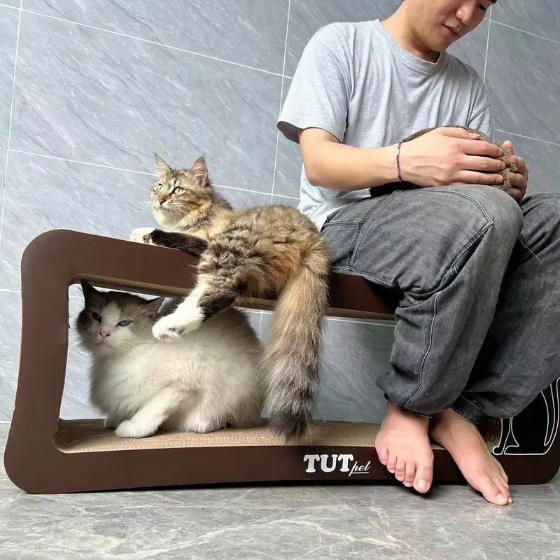 猫用スクラッチャー 超耐久性 波形 段ボール製 複数の猫に インタラクティブ ブラウン シンプル 多頭飼い 長持ち ねこ 猫 ネコ 4-7