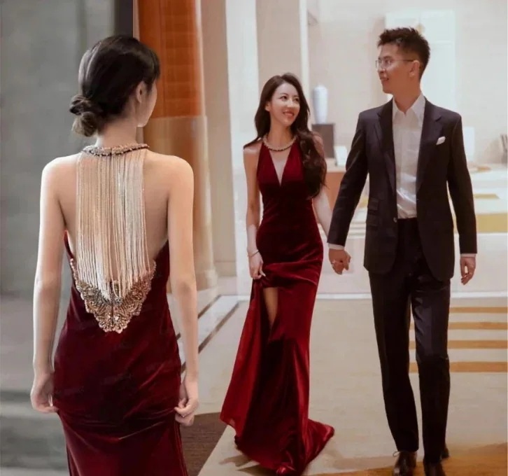 ウェディングドレスカラードレスハイスリットのセクシードレスフリンジの背中レッドタキシードトレーンライン結婚式花嫁ロングドレス披露宴二次会演奏会成人式忘会お呼ばれ今日は30パーセント