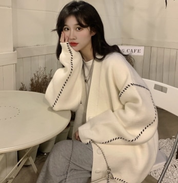 ニットカーディガン オーバーサイズ ゆったり トップス カーディガン ミモレ丈 長袖 ボリューム袖 Vネック ルーズ ワイド 裾ワイド 前開き 編み込み 伸縮性 ニット かわいい 大人可愛い シンプル