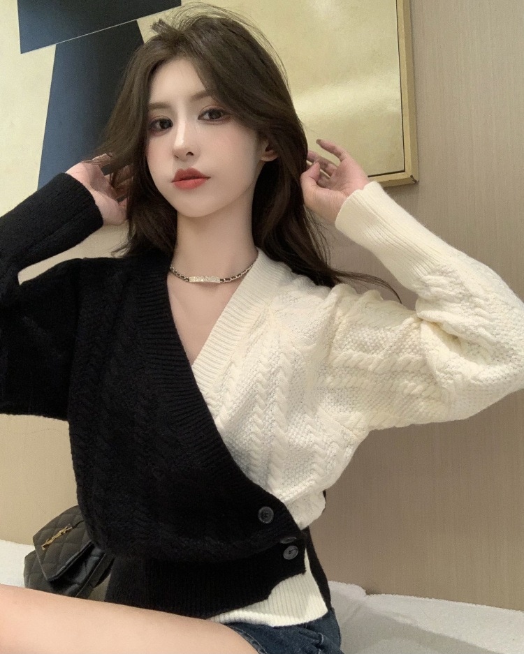 ベーシックニット デザインシックなクロスVネックトップ女性秋冬肥厚韓国ウエスト黒と白の色の衝突セータージャンパー潮