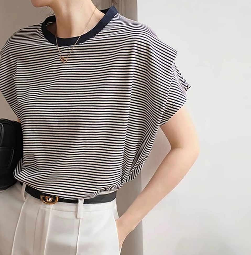 レディース トップス Tシャツ 半袖 ラウンドネック クルーネック 細身 フェミニン ストリート コンサバ ヴィンテージ アメカジ 薄手 かわいい 上品 おしゃれ こなれ感 メンズライク マニッシュ