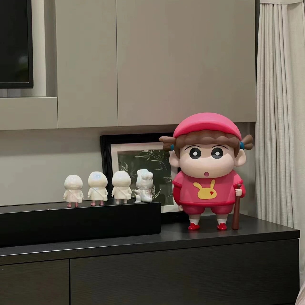 人気推薦大きいサイズの野球ニーニ40cmの高さのドーパミンはクレヨンしんちゃんのカラーボックスバージョンのしんちゃんの手でゴムの材質を作ります