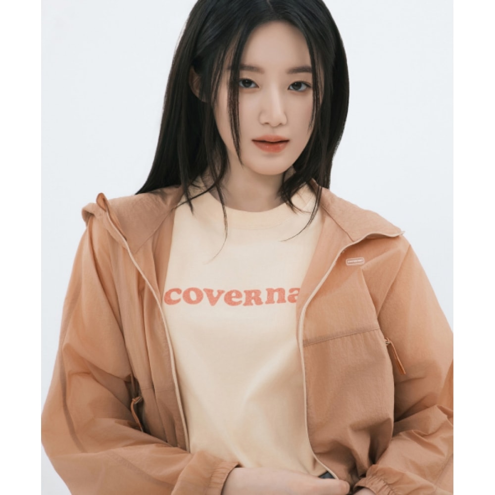 COVERNAT 女性用薄手ナイロンパッカブルウインドブレーカージャンパーサーモン