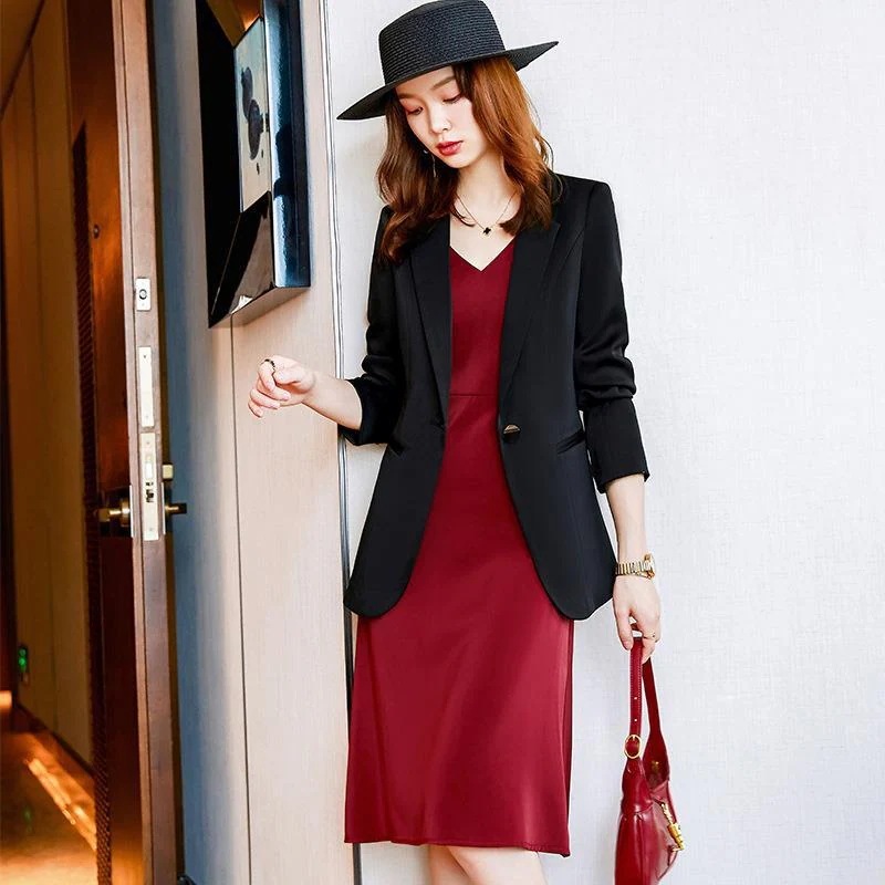 サテンの小さなスーツジャケット 女性2024春と秋の新しい韓国の気質カジュアルプロフェッショナルスーツ 5,199円