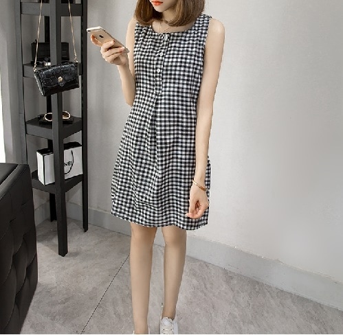 1121．ギンガムチェックノースリーブワンピース（ブラック）