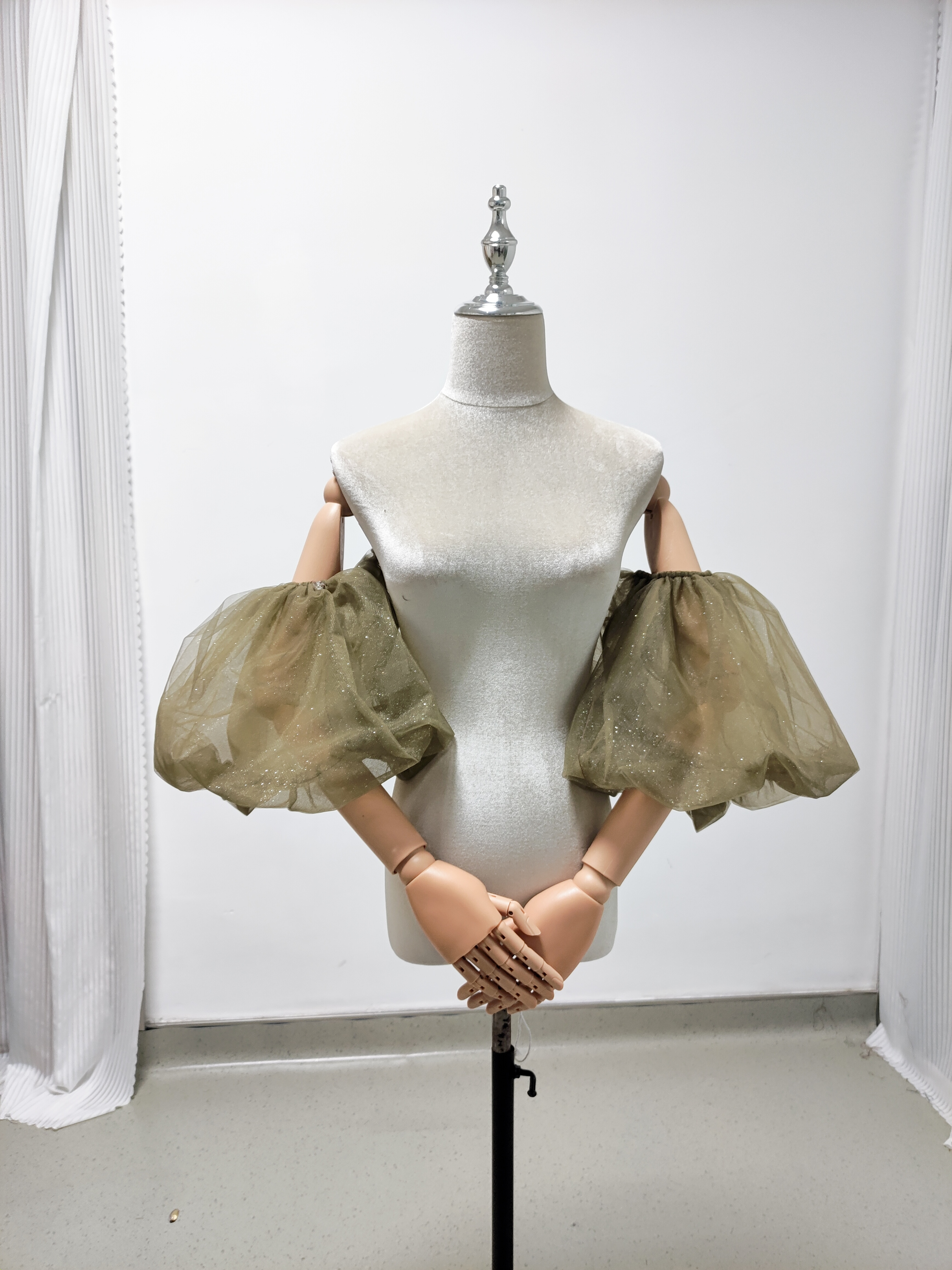 パフスリーブ 深めな緑 キラキラグリッターチュール 色直し ストレッチ 前撮り 結婚式