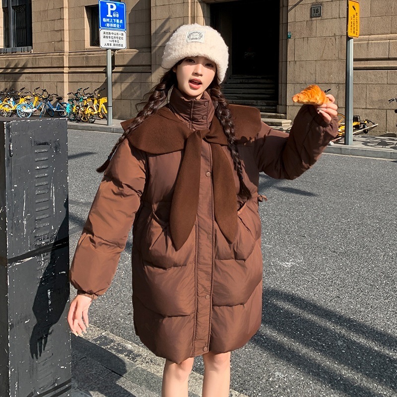 ミディアムレングスのファッションジャケットの韓国版ドールカラーウエストタイダウンジャケット2024新モデル