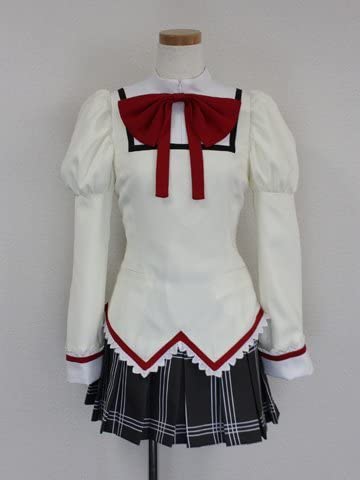 中古】 魔法少女まどか マギカ 市立見滝原中学校制服 巴マミの衣装