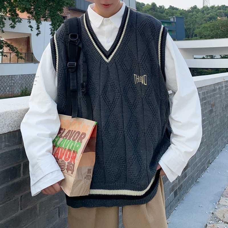 ニットベスト 韓国版人気秋冬のタンクトップメンズファッションブランド個性的なトレンドノースリーブセーターカンショルダーinsアウターニットベストoversize