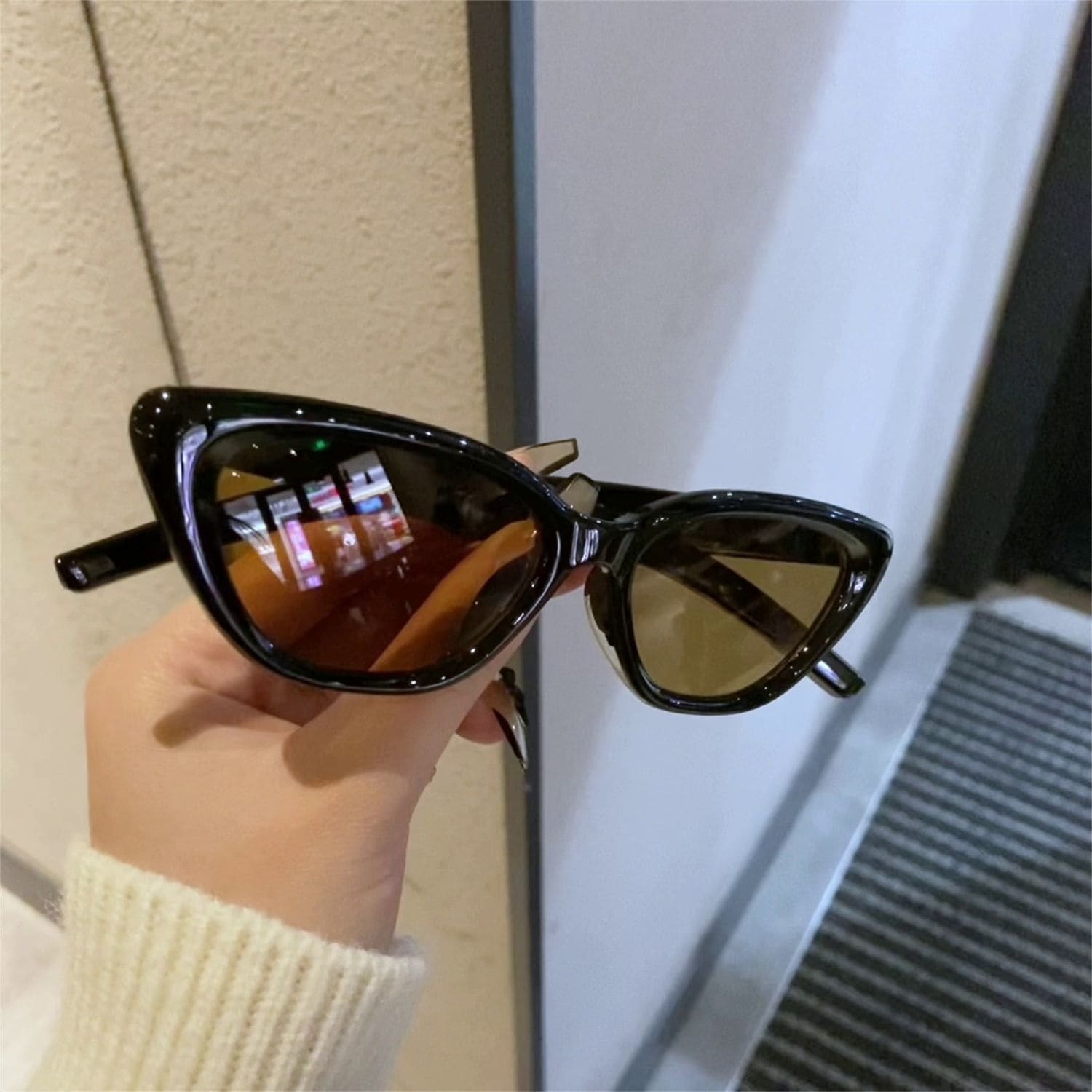 サングラス 小顔 キャッツアイのサングラス 女性用サングラス めがね しがいせんぼうし 韓国ファッション