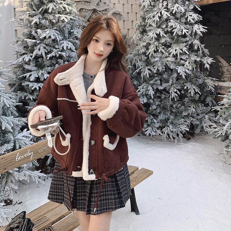 2024新しいファッションスプライシング衝突色シンプルで汎用性の高いレジャー粒子ベルベットショートスエードジャケットジャケット