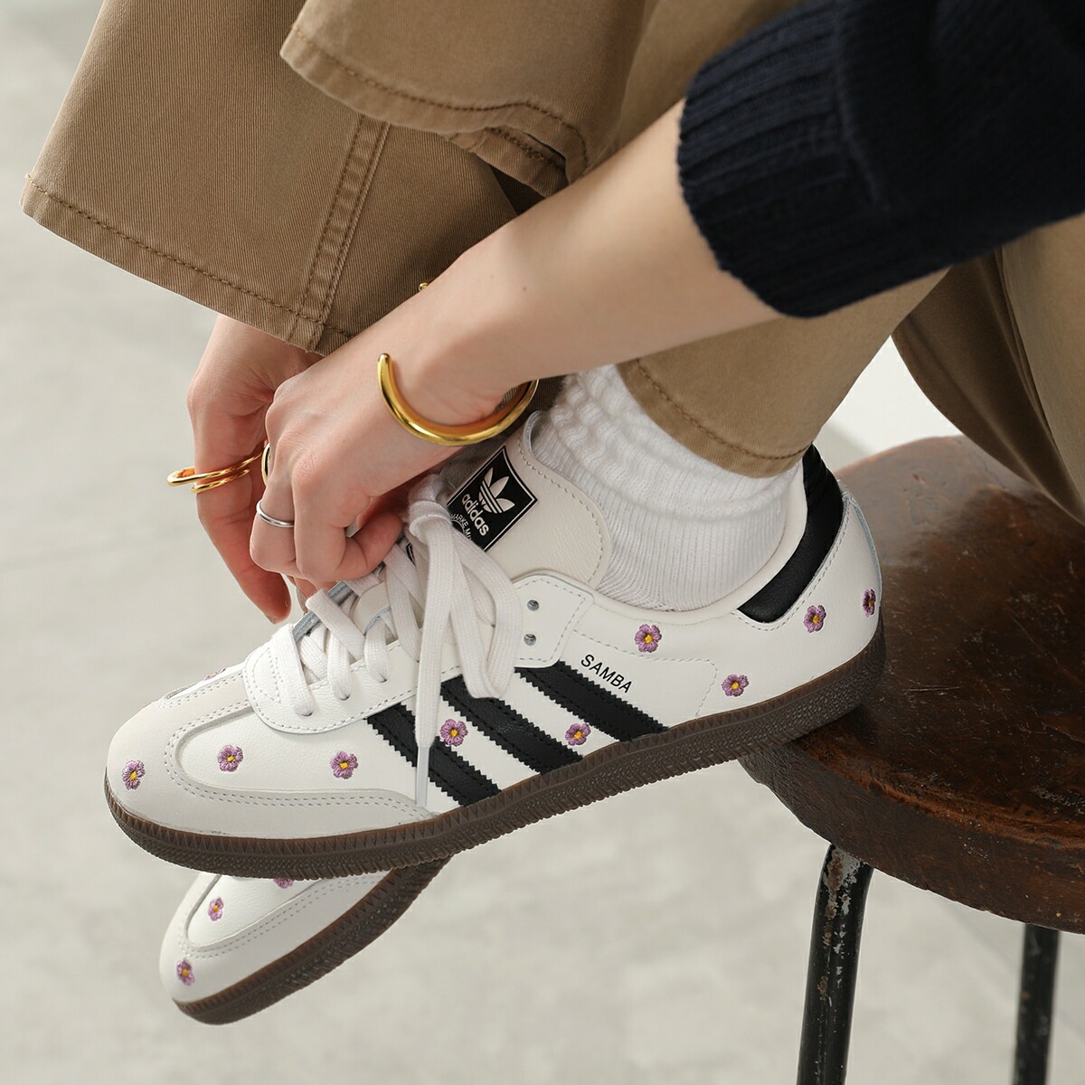 adidas Originals アディダスオリジナルス スニーカー SAMBA OG サンバ IF4398 レディース ローカット フラワー刺繍 シューズ 靴 CLOWHI/CBLACK/GUM5