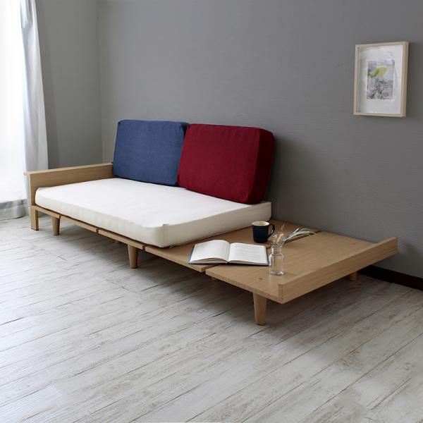 デイベッド ソファ クッション 北欧 おしゃれ ナチュラル USB 充電 挿し口 コンセント ローベッド 脚付き ソファー トリコロールカラー 29,575円