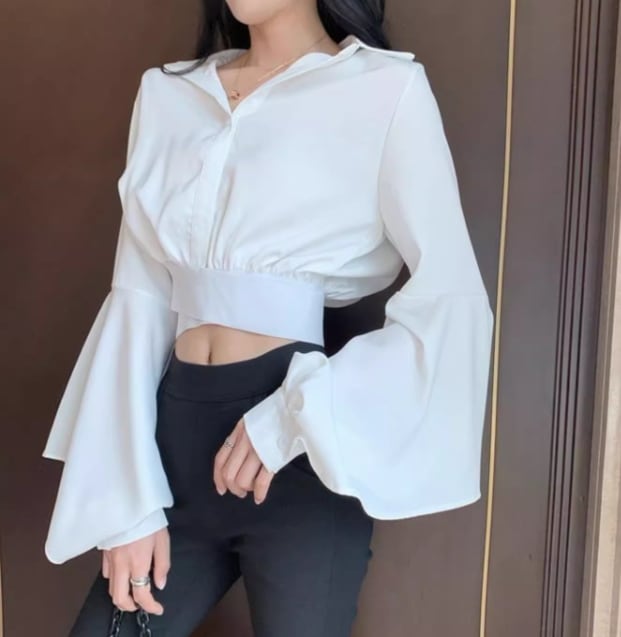 レディース トップス ブラウス ショート 長袖 フレアスリーブ ベルスリーブ Vネック ポロカラー スリム 切り替え フェミニン 伸縮性 薄手 上品 おしゃれ かっこいい レトロ 個性的 クール