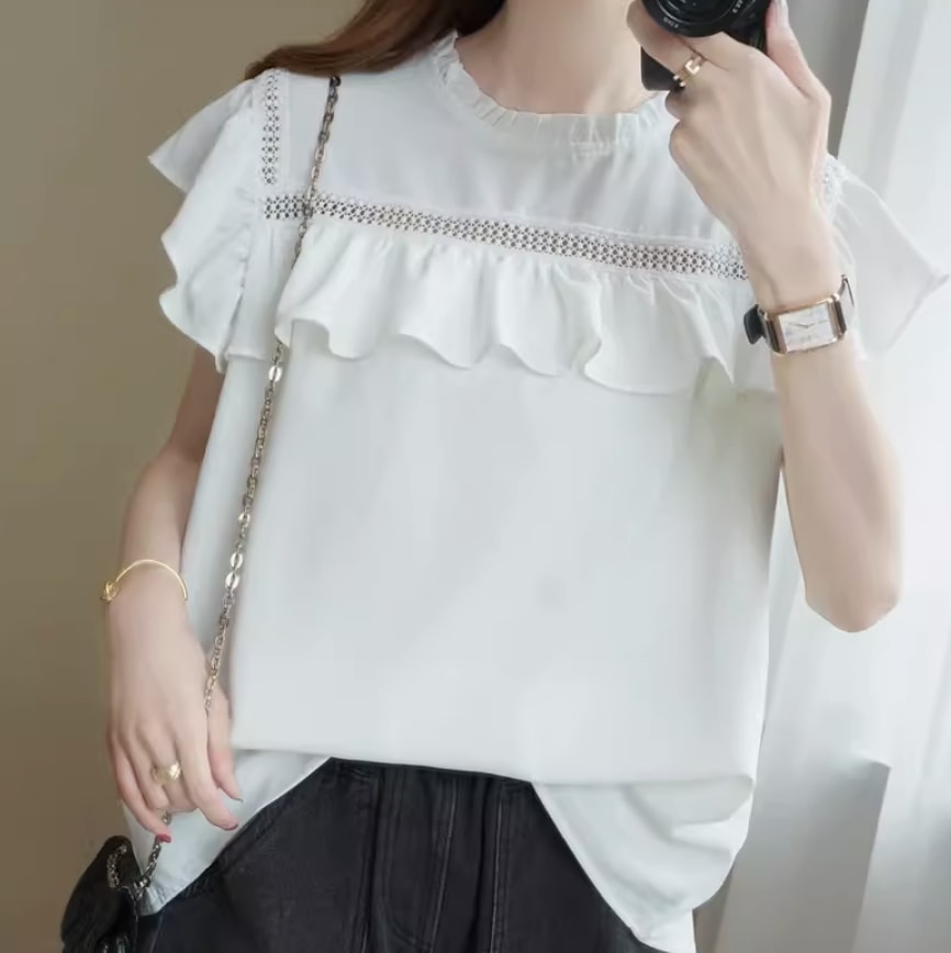 トップス シャツ ブラウス カットソー 半袖 フリル かわいい 大人可愛い きれいめ シンプル カジュアル 大人 上品 おしゃれ お洒落 大人女子 こなれ感 個性的 主役級 存在感 美容師