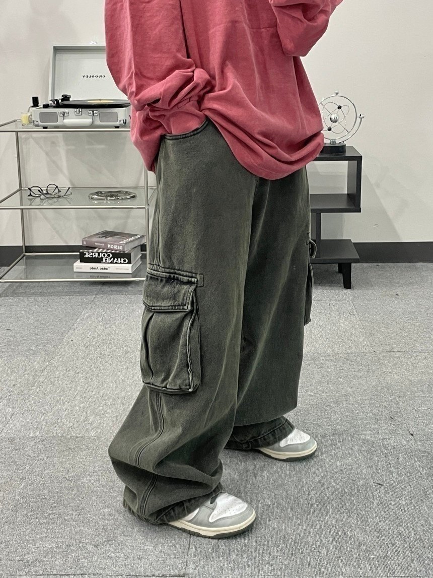 Washed cargo denim pants