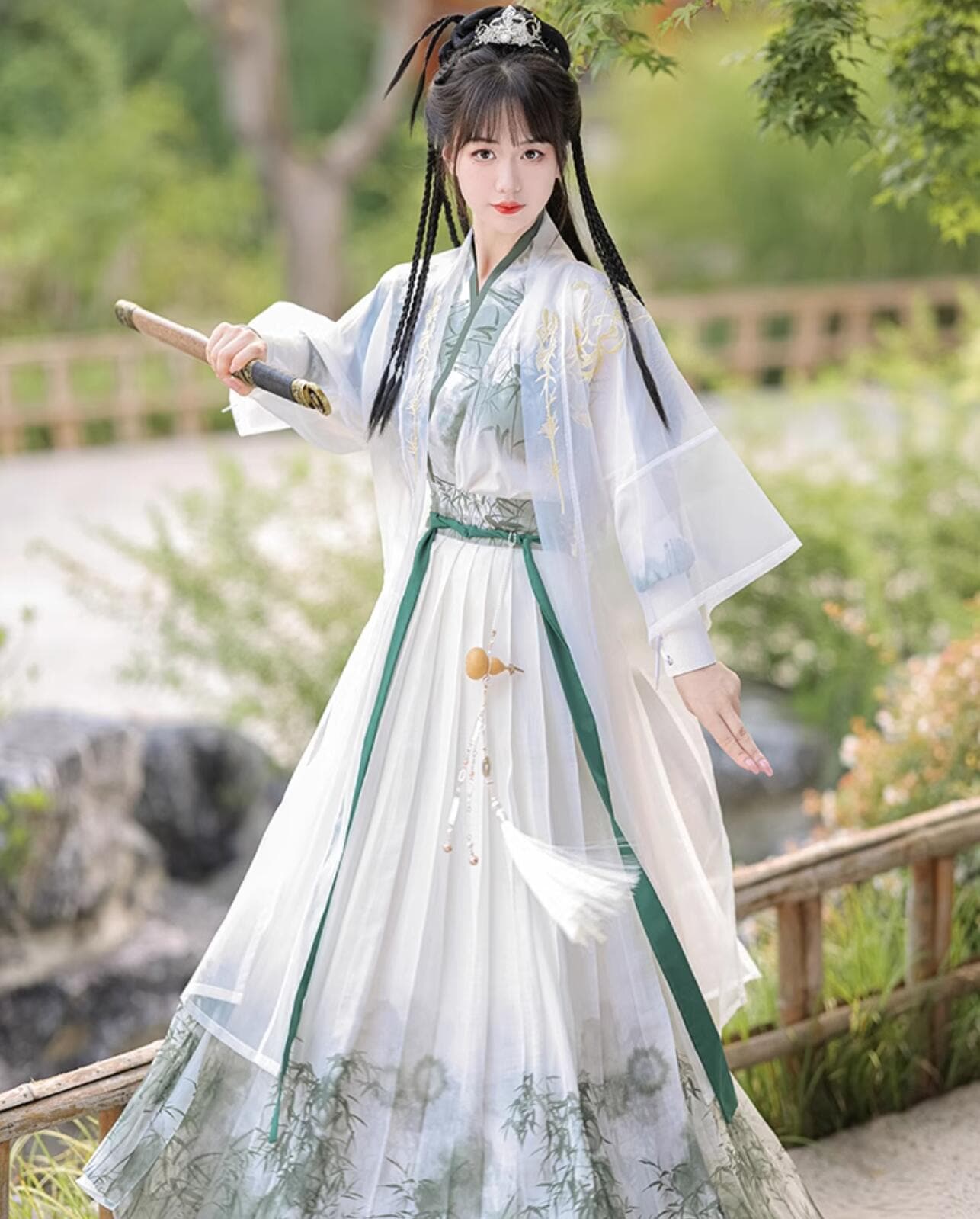 大人 漢服 白系 爽やか チャイナ服 男女兼用 チャイナ服 5点セット 白に緑の竹プリント 水墨山水 おしゃれ 侠客 カンフー衣装 華流 中華コスプレ衣装 ハロウィン 中国古代服装 七分袖羽織コート